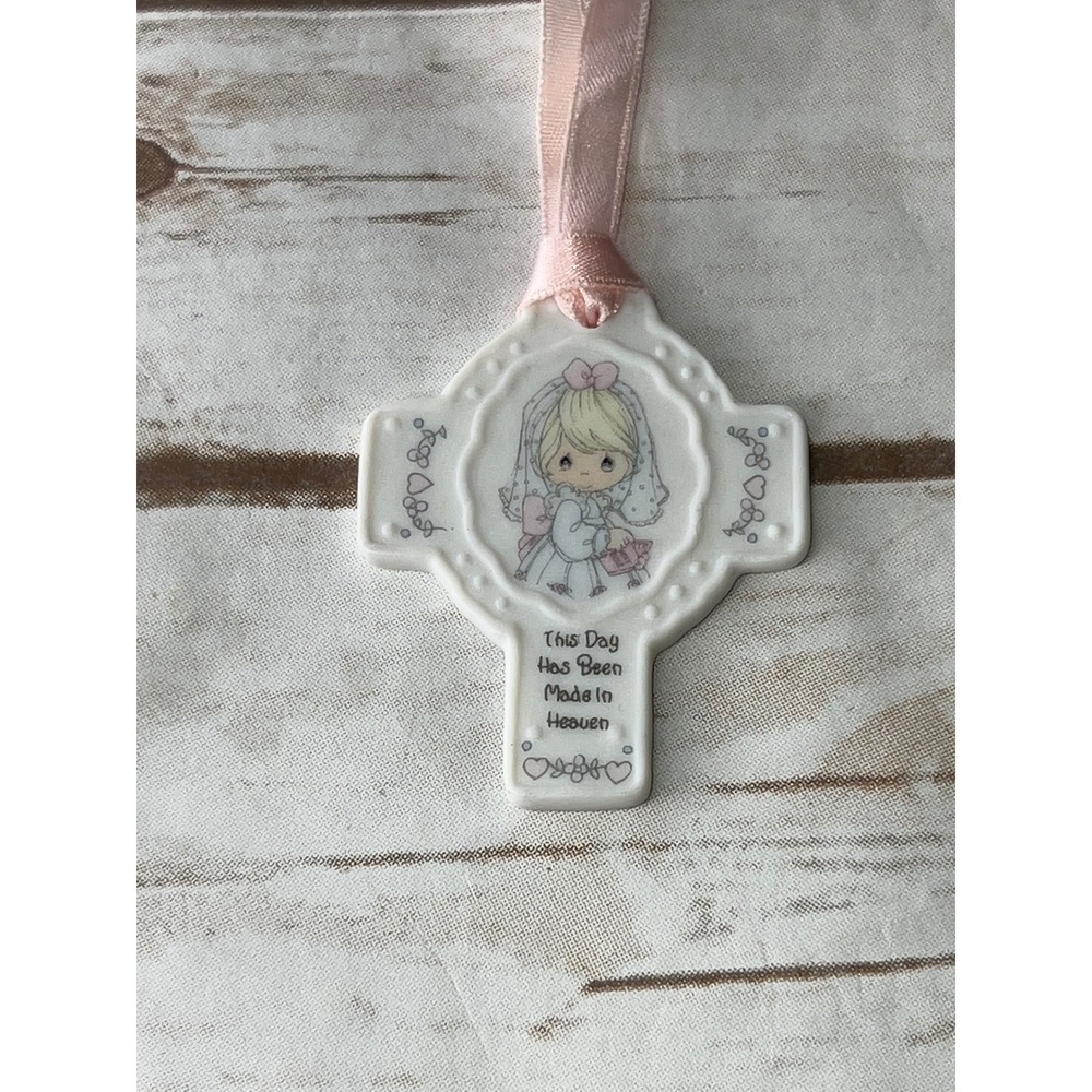 VTG Precious Moments Cross Ornament 1994 Made In Heaven Porcelain 2.5in